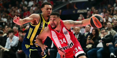 Olimpijakos u finalu, Fener se vraća kući: Grci uništili šampiona Evrope i zakazali borbu za trofej