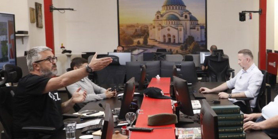 Napenalio novinare tajkunske Nove, pa se uključio u Informer! Ovo je Dragoljub iz Vrnjačke Banje koji je oduševio sve ovim rečima