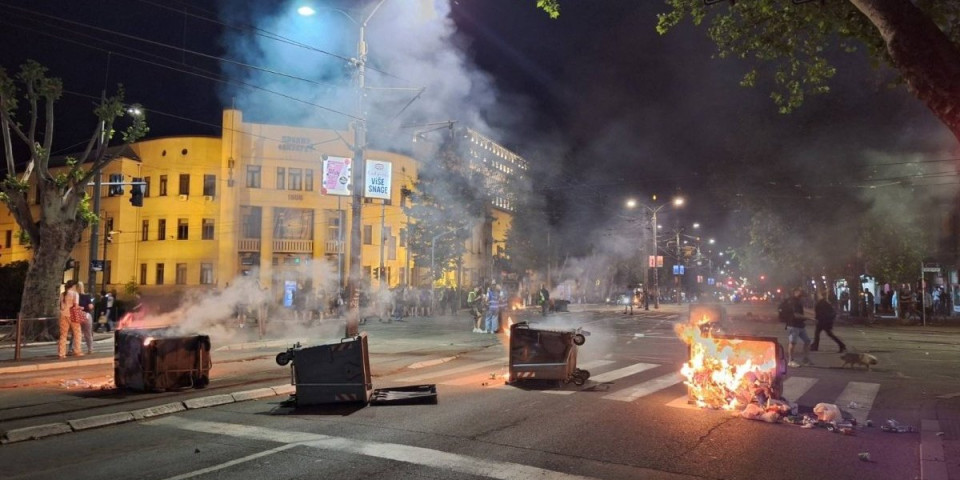 Nasilje na Slaviji nije kraj! Blokaderi traže da se strelja Vučić, drekavac Milivojević podmeće laži (VIDEO)