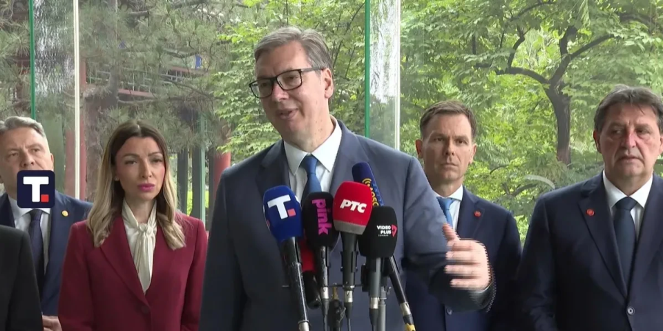 Ubačeni elementi? Vučić o blokaderskom skupu na Slaviji: Krenuće kuknjava za tim "ubačenim elementima"