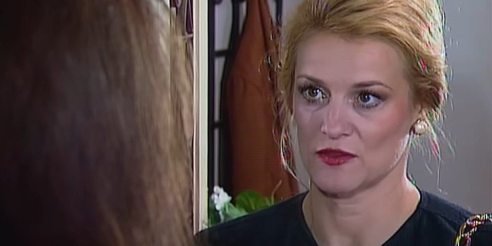 "Mislila sam da će mi kožu staviti u jednjak": Čuvena Lola iz "Srećnih ljudi" progovorila o bolesti zbog koje je smršala 18 kilograma