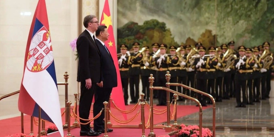 Palo priznanje Danice Vučenić na tajkunskoj televiziji: Vučić sa Kinom odličan, Americi se približava, a sa EU....