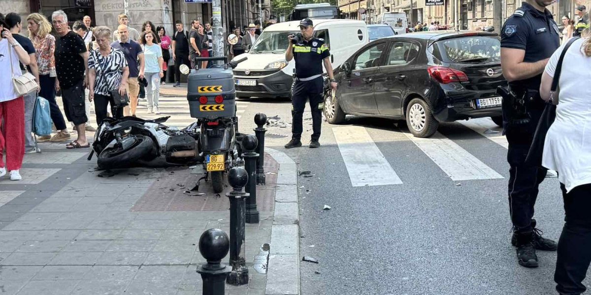 Sudar automobila i motora
