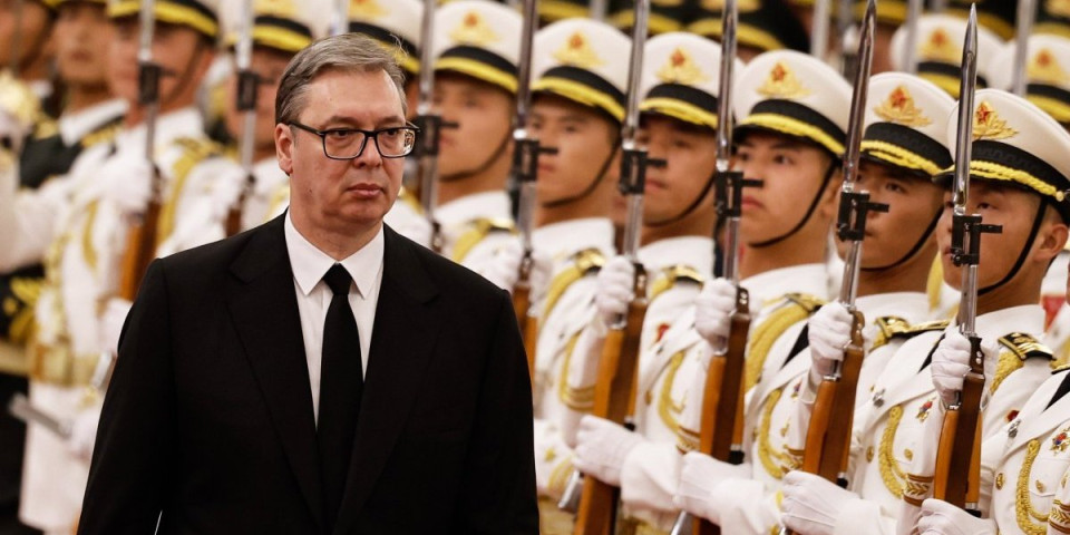 ''Srbe na KiM očekuje mnogo muka, ali Srbija će....'' - Vučić o Kurtijevom preuzimanju stanica