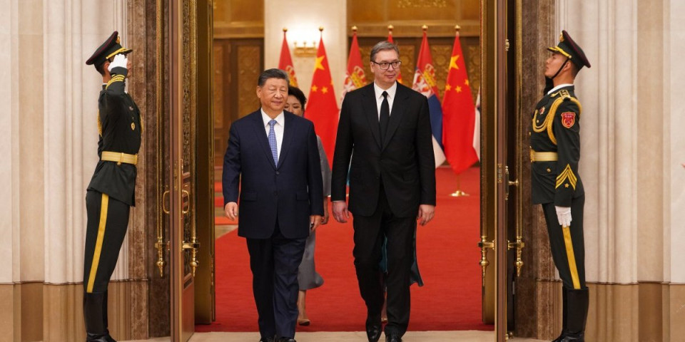Čelično prijateljstvo: Vučić i Si glavna tema u kineskim medijima (FOTO)