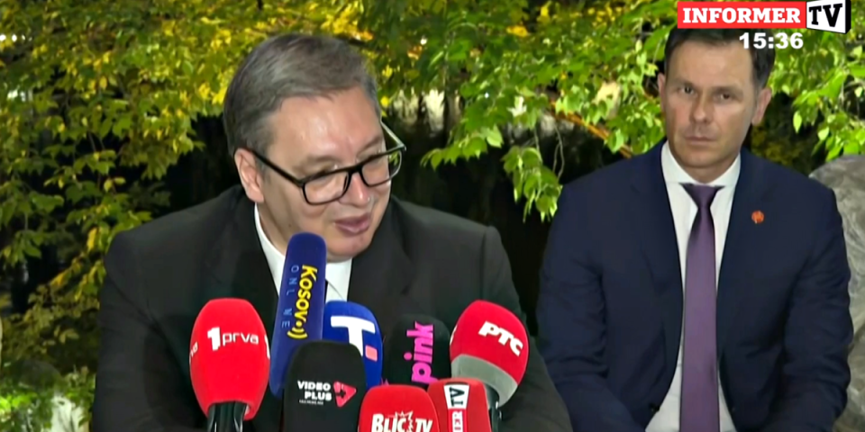 "Ja sam ponosan, to je zaslužila Srbija!" Vučić o ordenu: Voleo bih da ga sa ponosom čuvaju i Danilo i Vukan i Milica (FOTO)