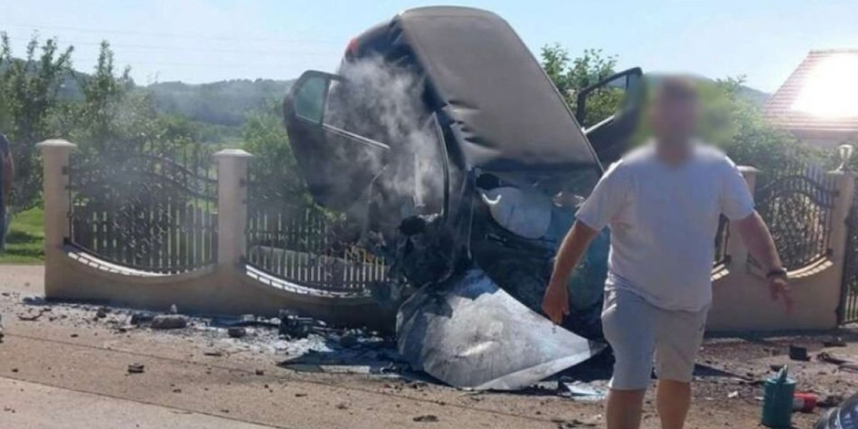 Težak udes kod Modriče: Jedna osoba poginula, dvoje teško povređeno