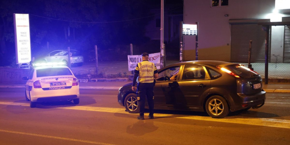 Građani želeli da linčuju vozača: Velikom brzinom udario majku i ćerku na Voždovcu (FOTO/VIDEO)
