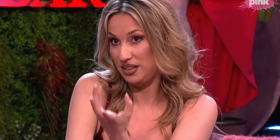 "Žena me je ujela na nastupu, došlo mi je da je opaučim": Rada Manojlović besna kao ris