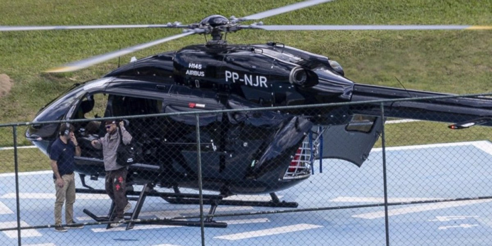 Ovako se dolazi u stilu: Nejmar helikopterom stigao na pripreme Brazila! (VIDEO)
