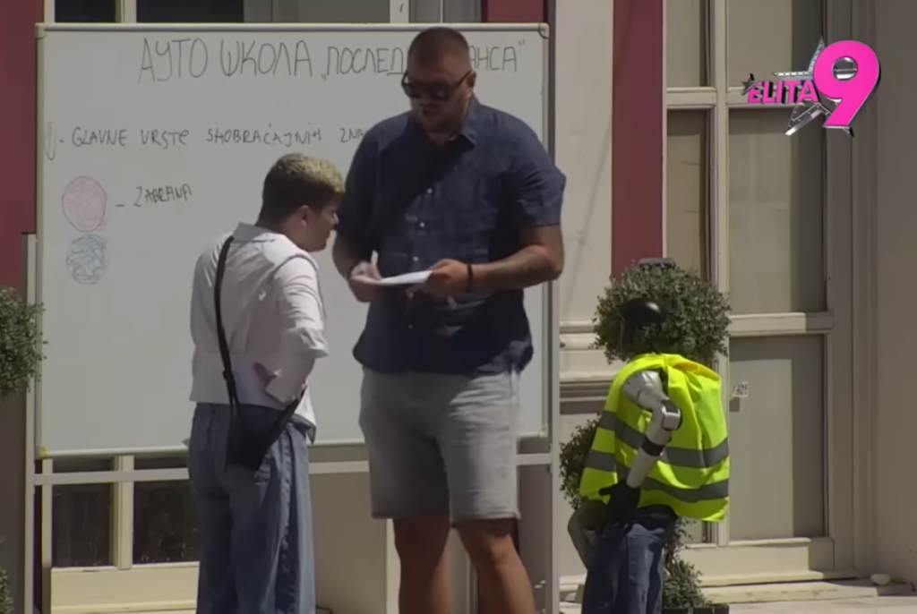 "Jel to trougao pi*ka ti materina?" Zbog Uroša Srbi lude - Pogledajte samo šta je nacrtao