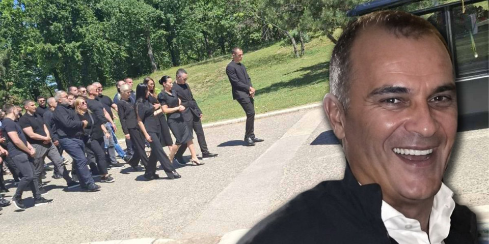 Neutešna Jelena jedva stoji na nogama: Najbliži je drže dok ispraća Baju na večni počinak (FOTO)