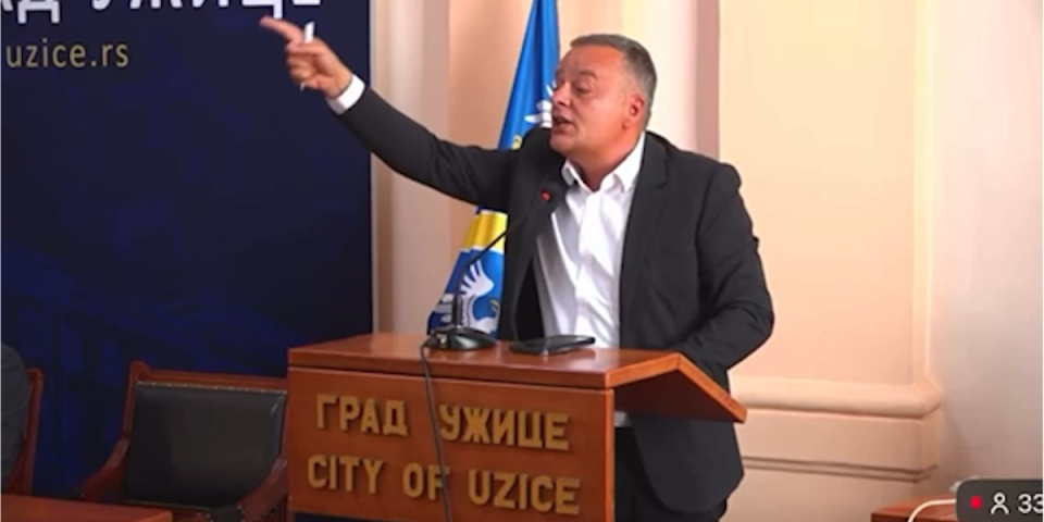 Perišić ućutkao blokadere: Godinu i po dana terorišete i maltretirate građane, sram vas bilo! (VIDEO)