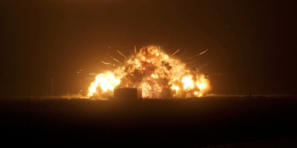 (VIDEO) Ukrajina udarila na Tursku! Bukti požar, odzvanjaju detonacije: Cela država na nogama