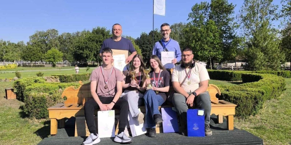 Oni su šampioni programiranja! Učenici Tehničke škole iz Vladičinog Han opet najbolji u robotici