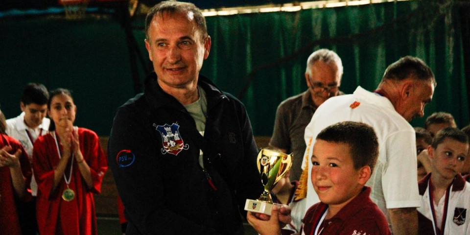 Beogradski mladi hokejaši gostovali u Subotici! Posle žestokog nadmetanja svi zajedno otišili u ZOO vrt