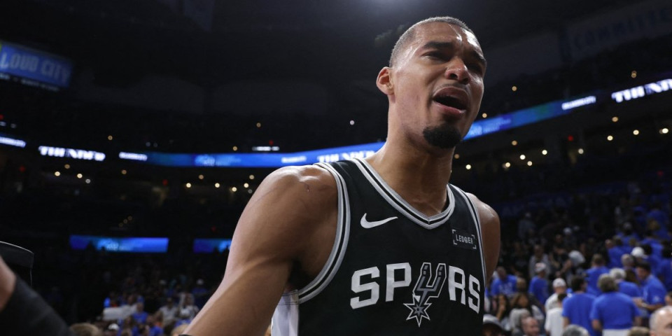 Viktor Vembanjama u suzama, San Antonio u finalu NBA lige (VIDEO/FOTO)