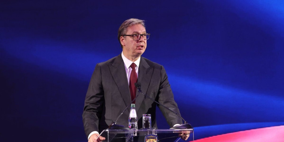 Vučić se obratio pripadnicima MUP: Nikada nikoga niste zadužili, a svima ste krivi (FOTO/VIDEO)