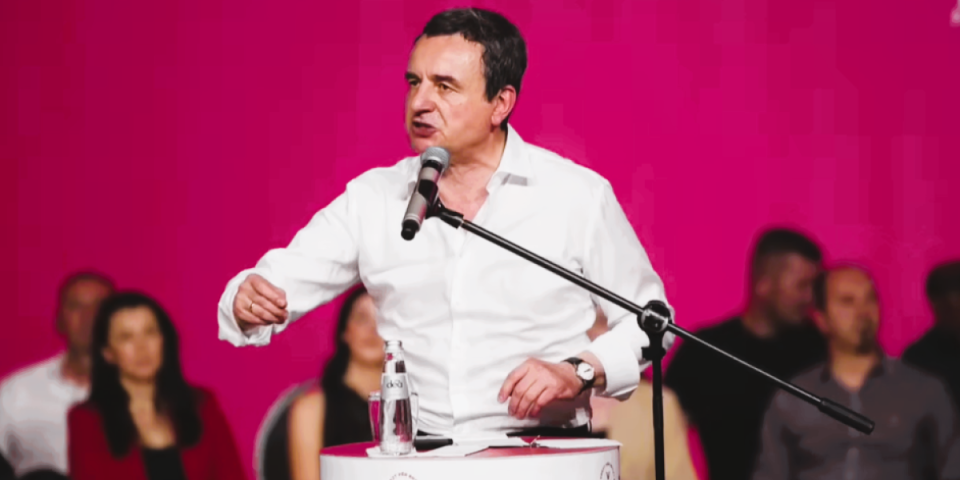 Ludi Kurti izazvao haos: Hteo Srbima da izvuče pare, pa mu Albanci prete kontramerama