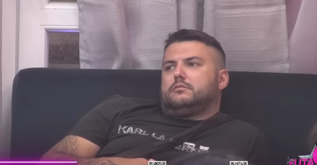 "Voleli bismo da raskine sa njom": Asminovi roditelji zgroženi njegovim svađama sa Majom