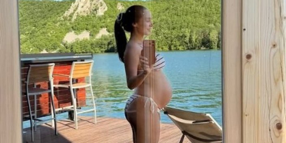 Pevačica ostala bez svih "Luj Viton" tašni! Ostavio je dečko trudnu, nakon porođaja usledio šok