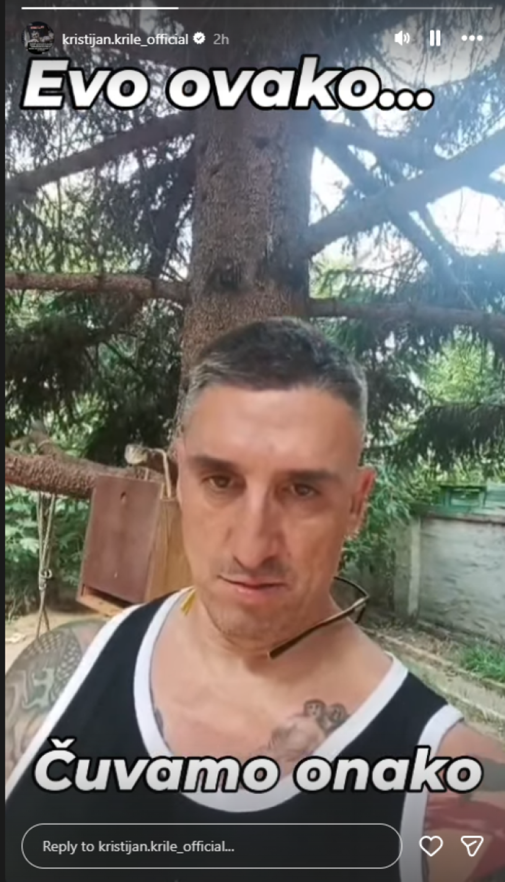 Kristijan zaposeo dvorište pokojne Stele, pa zapretio: "Zadužio sam najvećeg teroristu"
