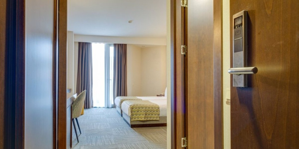 Najveće zamke u hotelu: Ova stvar vam je prva u rukama, a leglo je zaraze