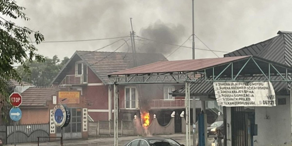 Drama: Puklo je k'o bomba! Vatrogasci na licu mesta (VIDEO)