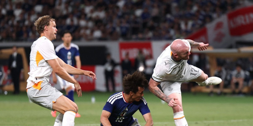 Šok pred Svetsko prvenstvo: FIFA uvodi nova pravila, šta rade ovi ljudi...