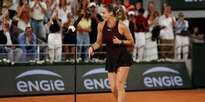 Sabalenka plesom raspametila navijače na Rolan Garosu (VIDEO)