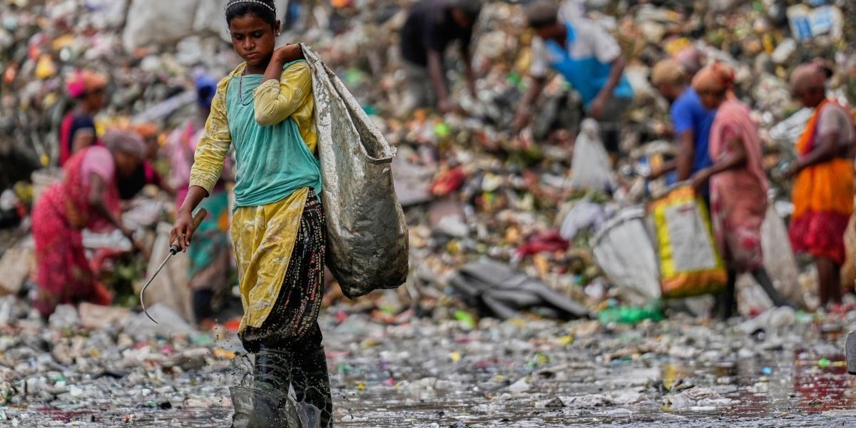 Iran Dan životne sredine foto Tanjug AP Anupam Nath