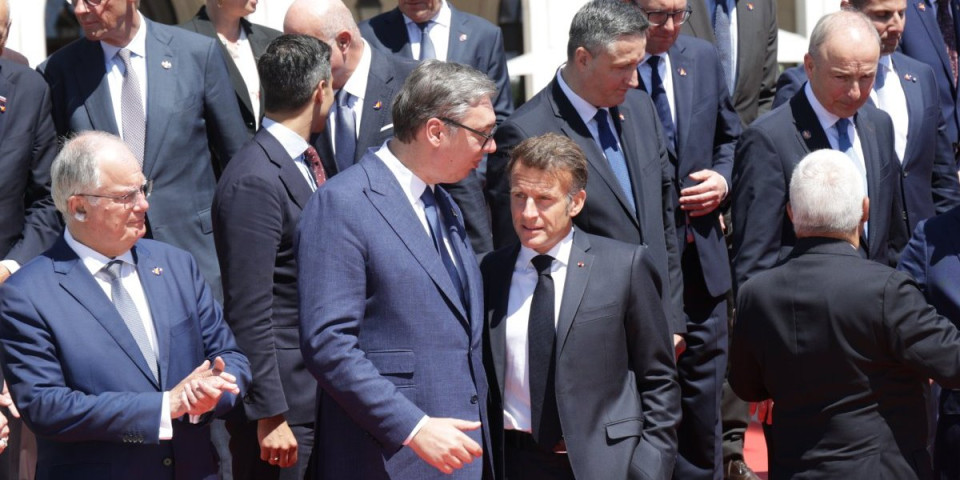 Makron pred svima hvalio Vučića! Ove reči francuskog predsednika odjeknule su Evropom: Srbija nikada nije bila jača!