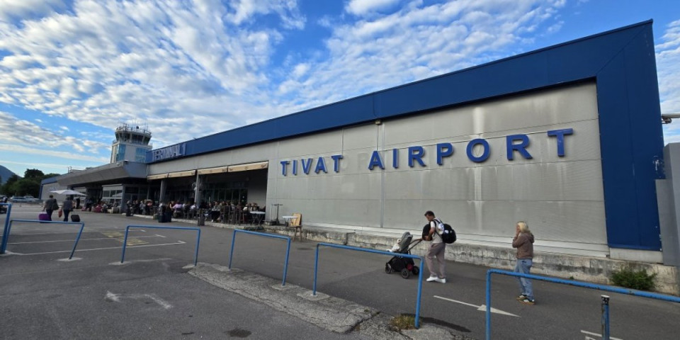 Kakav bezobrazluk! Crnogorcima sve malo - Za parking traže i do 30 evra