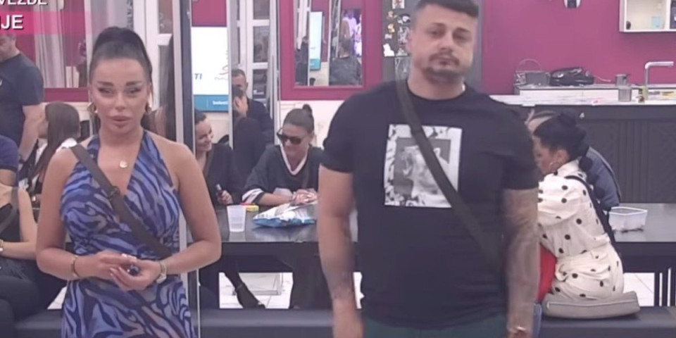 "Prija mi, ne zanima me ko šta kaže": Terza joj sve oprašta - Sofija nakon afere sa dedom ponovo sija