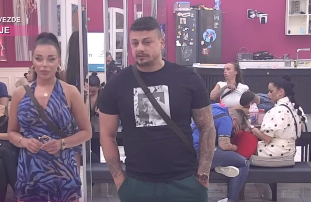 "Prija mi, ne zanima me ko šta kaže": Terza joj sve oprašta - Sofija nakon afere sa dedom ponovo sija