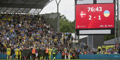 (VIDEO) Evo kako je izgledao trenutak kada se Eriksen srušio