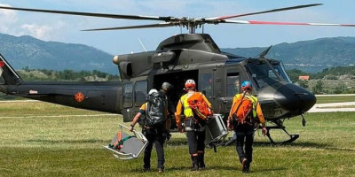Treći dan potrage na Prokletijama: Helikopter i spasioci na 