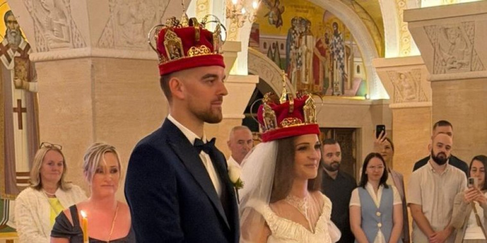 Venčanje pred Pojasom Presvete Bogorodice! Nemanja i Dezire sudbonosno "da" izgovorili uz najveći blagoslov (FOTO)