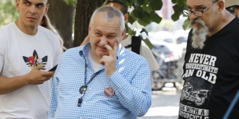 Drekavac pada sve niže: Milivojević otrčao u Strazbur i povukao podmukli potez