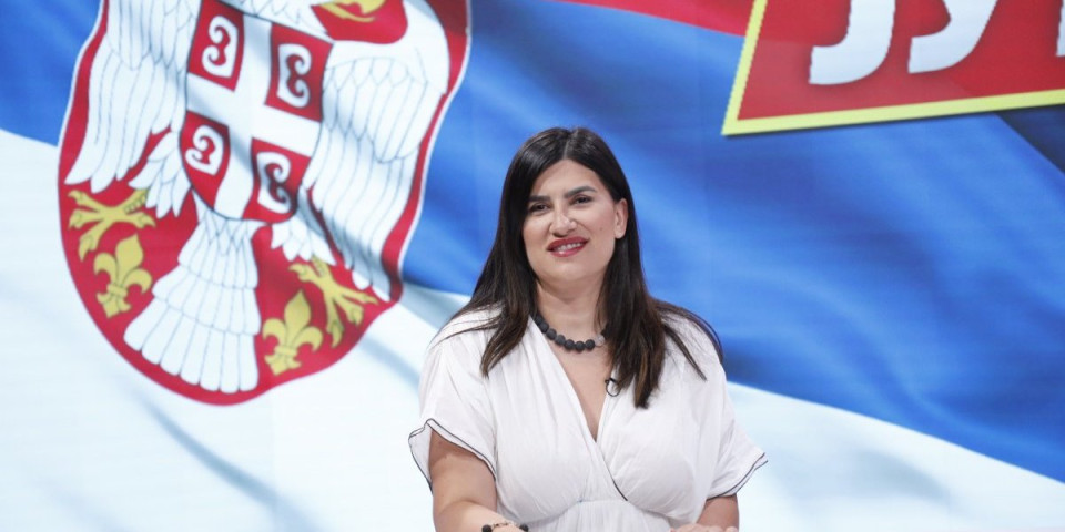 Ekskluzivno na Informer TV! Dina Vučinić ogolila prljavi plan opozicije - Evo ko stoji iza instruisanja dece u Jovinoj gimnaziji (FOTO)