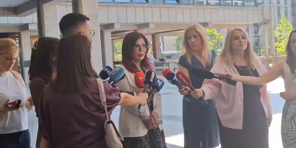 Kecmanovići danas promenili ponašanje: Advokat otkriva detalje - javnost je prisustvovala suđenju, sve se "okrenulo" (VIDEO)