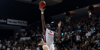 Goreće Beograd, bomba na pomolu: Zvezda i Partizan žele cent