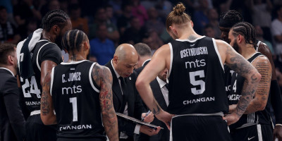 "Završilo se mučenje, bolje da sam se obesio nego što sam gledao ovo": Navijači Partizana bljuju vatru (FOTO)