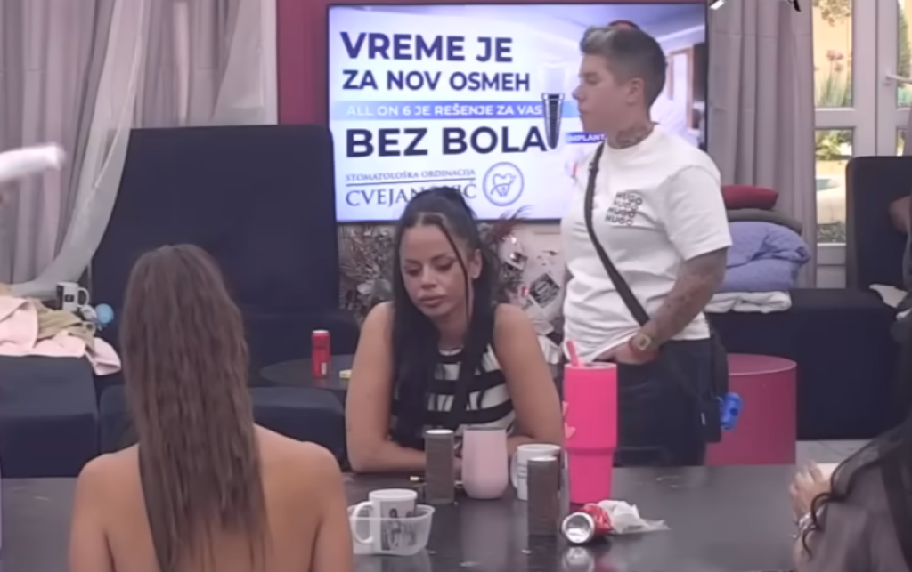 Otac je se odrekao zbog veze sa ženom! Rijaliti učesnica grca u suzama (VIDEO)