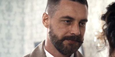 "Drago mi je da publika prepoznaje trud": Ruska zvezda o ulozi u hit seriji "Tajne malog grada"
