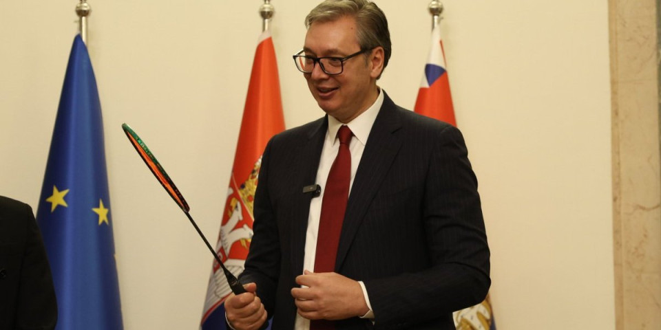 Ovu zemlju blokaderi idealizuju: Hrvati "do guše" u kreditima, jedva krpe kraj s krajem, a Srbija pod Vučićem cveta ekonomski