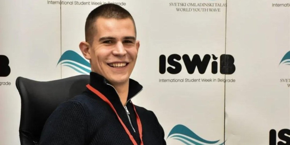 Cima ribe, al mu slabo ide! GOSI otkrio šok informacije o blokaderu sa Pravnog: Sorošev plaćenik, ređa šesticu za šesticom (VIDEO)