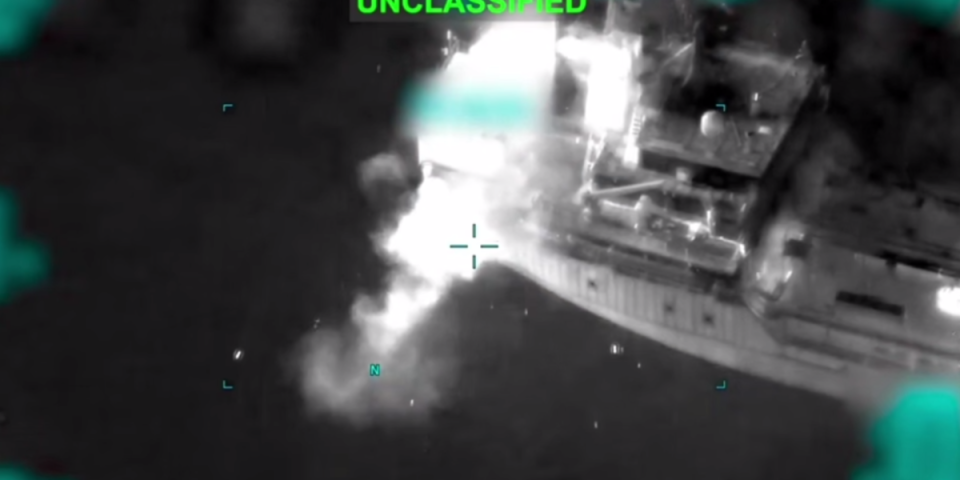 (VIDEO) Ode sve dođavola! Tramp naredio lansiranje raketa - zakucale se pravo u mete, stižu jezivi snimci razaranja