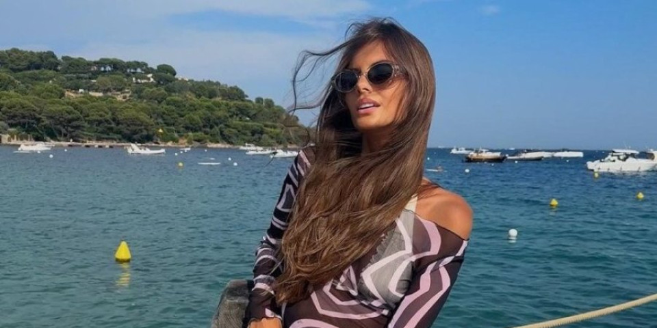 Nema silikone, ne ispadaju joj grudi... Zgodna Srpkinja u izazovnom izdanju (FOTO)