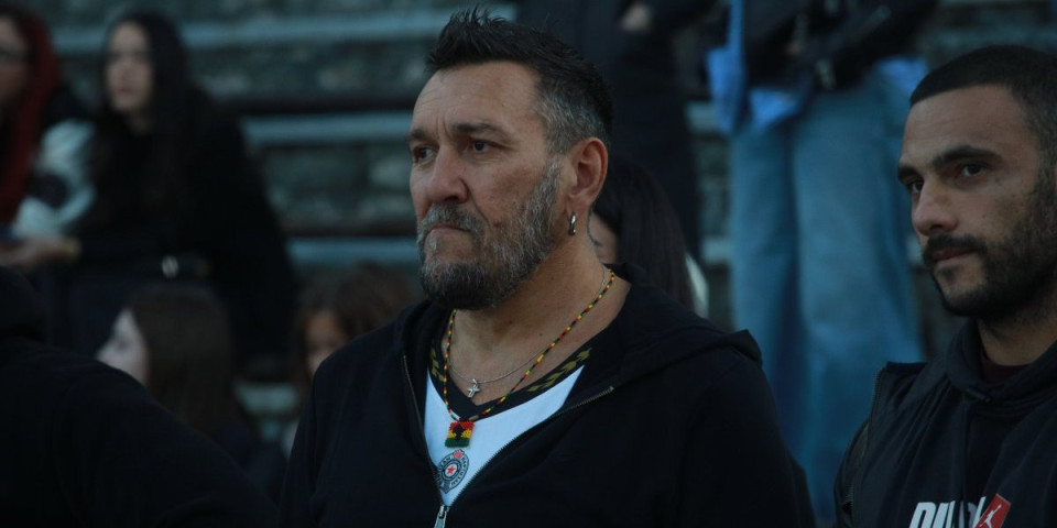 Šok: Pevač kod zubara saznao da ima tumor na mozgu